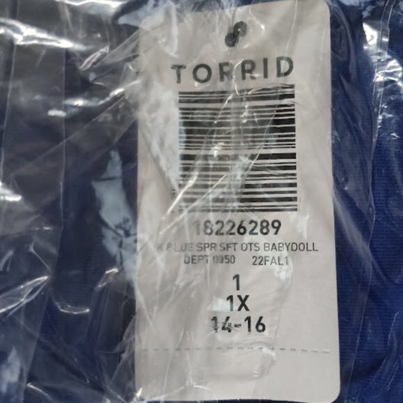 NWT Torrid 1X Blue Babydoll Super Soft Tie-Front Off-Shoulder Top Size 14-16 - Picture 6 of 6